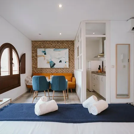 Complete Studio With Terrace - 1bth- La Giralda * Seville